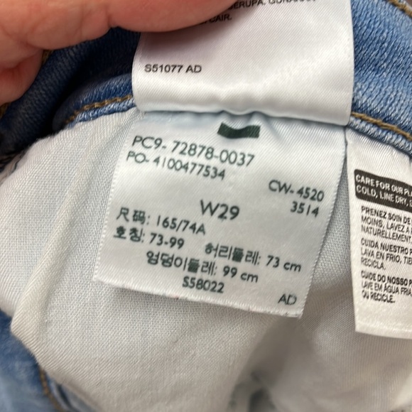 Levi’s High Rise Shorts 29 Light Wash Cutoffs - Picture 5 of 6